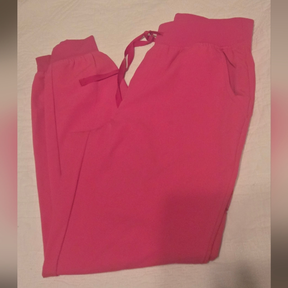 Figs Zamora High Waisted Jogger Scrubs - Picture 4 of 4